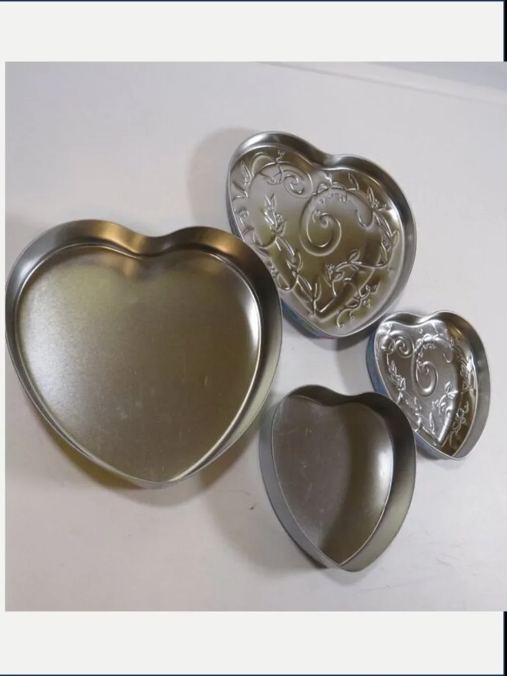 Brighton Heart Shaped Metal Tins Set Nested Keepsake Storage Pink Vines Embossed